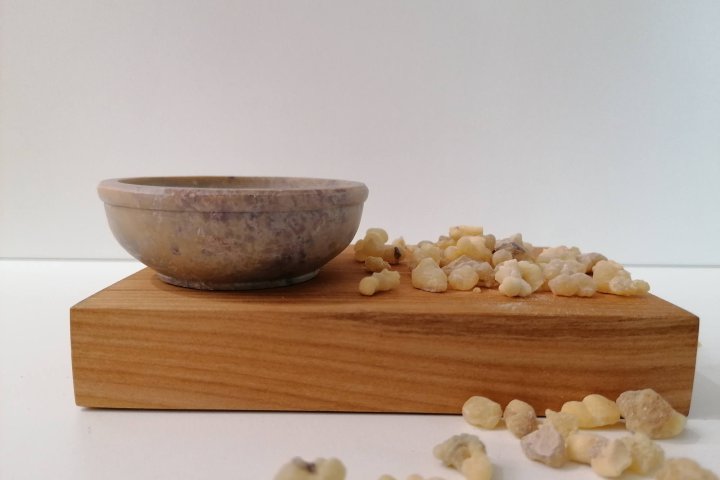 Weihrauch natur mit Specksteinschale