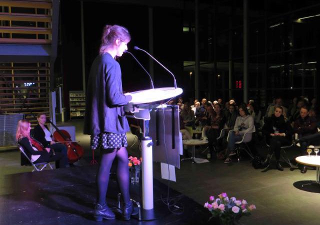 Preisverleihung Schreibwettbewerb für junge Menschen 2014