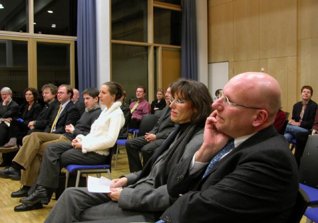 Preisverleihung Schreibwettbewerb für junge Menschen 2004