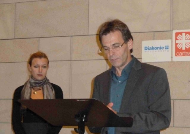 Ein 3. Preis geht an Johanna Herdtfelder - hier bei der Laudatio