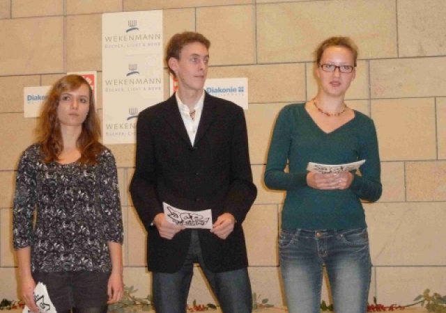 Dasa Moderatorenteam vom Jugendgemeinderat: v.l. Marlene Naumann, Anselm Fliethmann und Brit Kammler