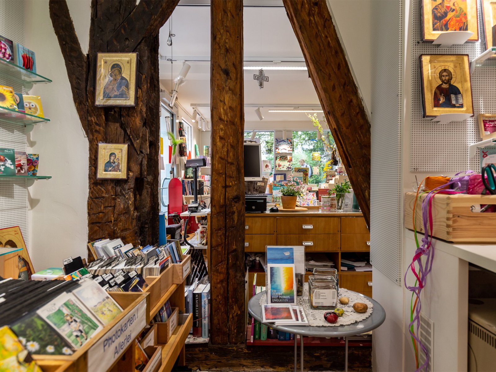 Bücher & Kunst WEKENMANN